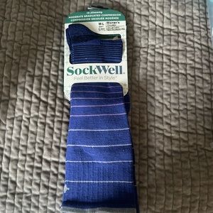 Sockwell compression socks- NEW!